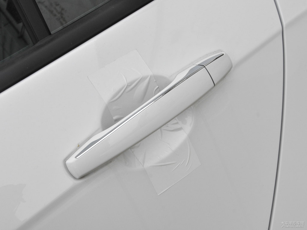 冰晶白新帝豪車身外觀圖片
