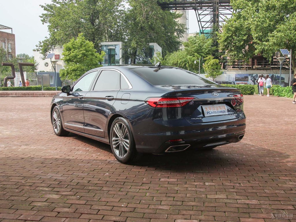 冰島藍(lán)金牛座整車外觀外觀圖片