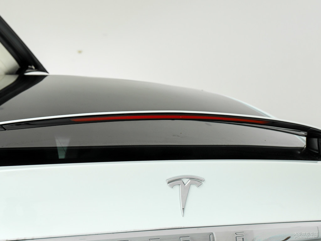 Model X܇β^DƬ