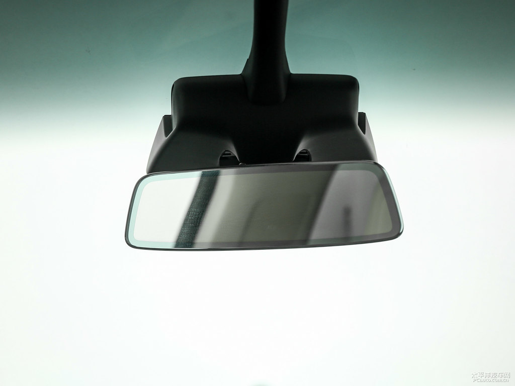 珍珠白Model X車廂內飾圖片