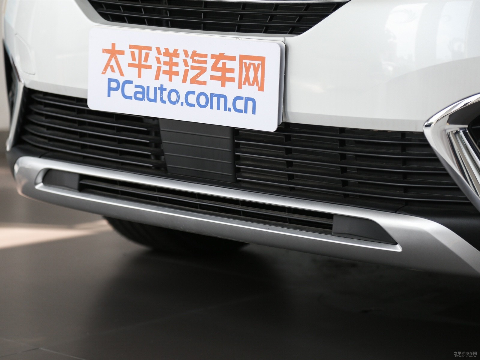 標致5008外觀高清大圖
