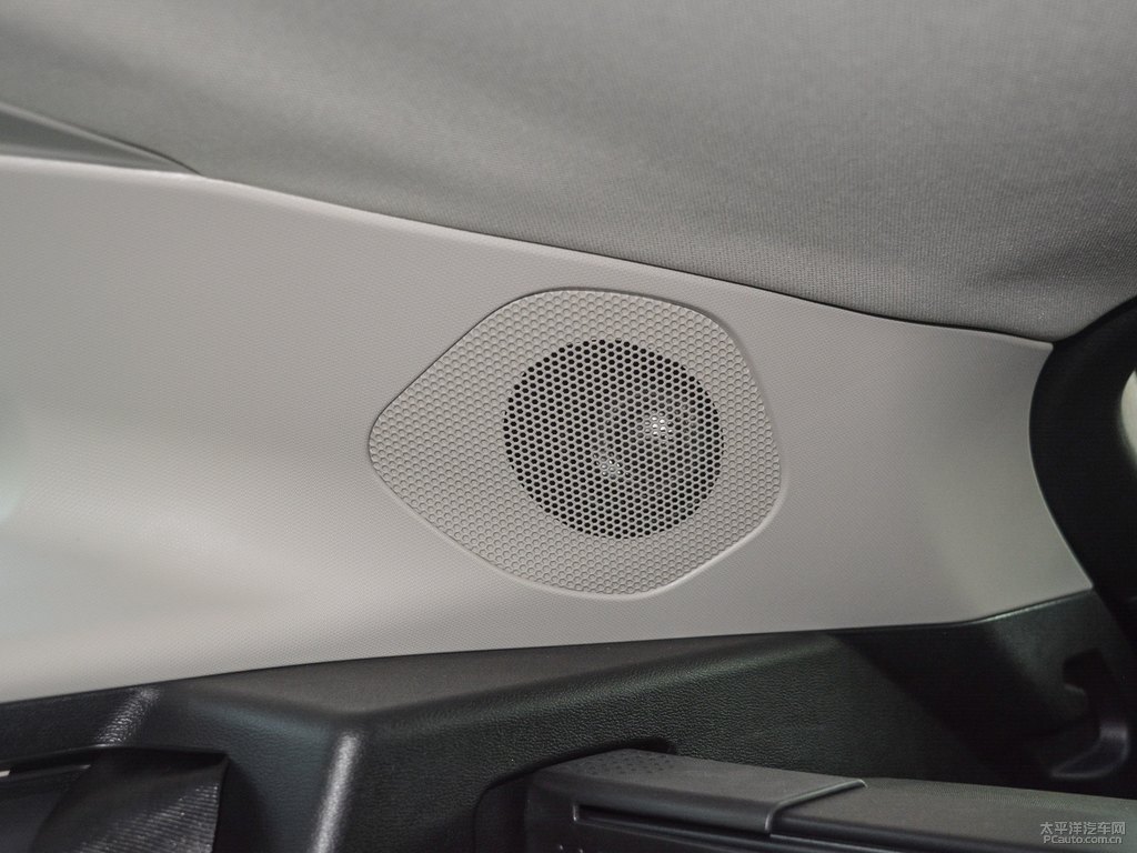 炫晶黑魏牌 VV7車廂內飾圖片