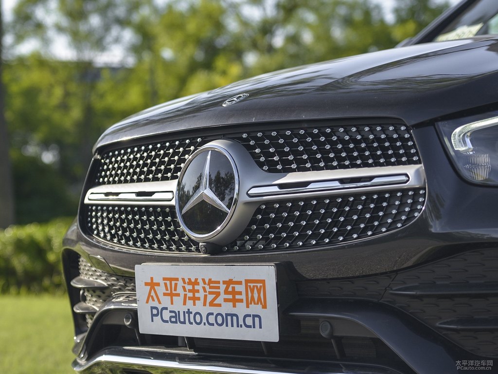 石墨灰奔馳GLC車頭外觀圖片