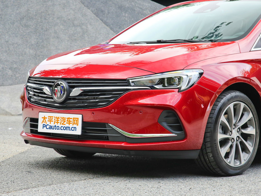 瑪瑙紅威朗車頭外觀圖片