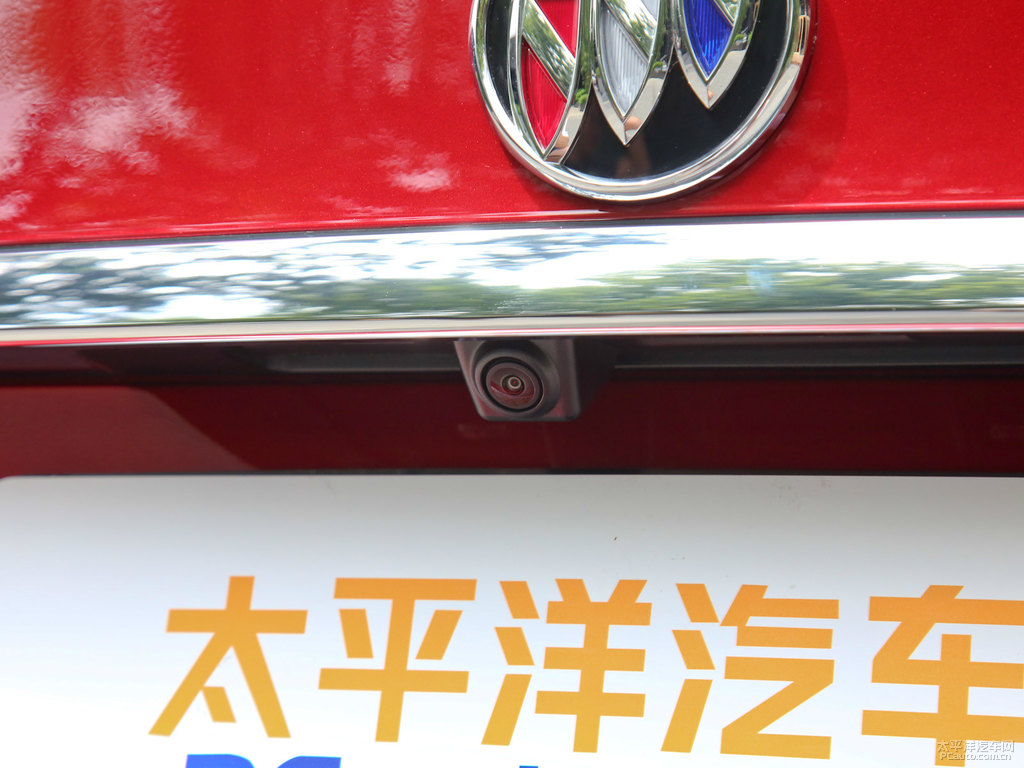 瑪瑙紅威朗車尾外觀圖片