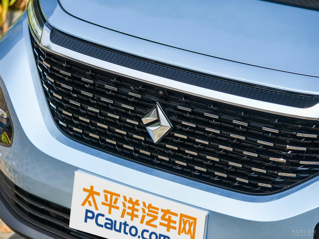 星際藍寶駿RM-5車頭外觀圖片