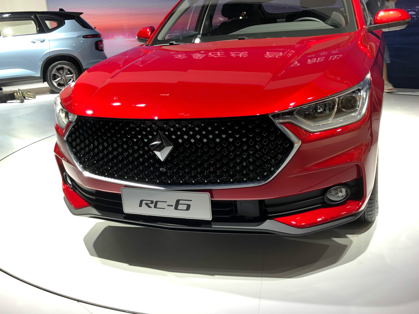 寶駿RC-6車展高清大圖