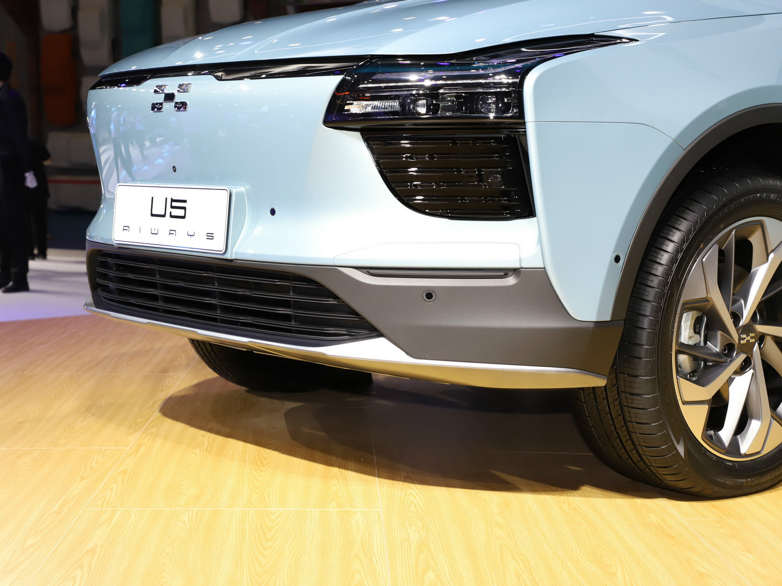 愛馳U5車展高清大圖