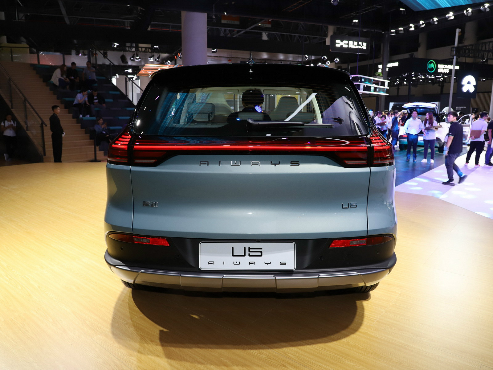 愛馳U5車展高清大圖