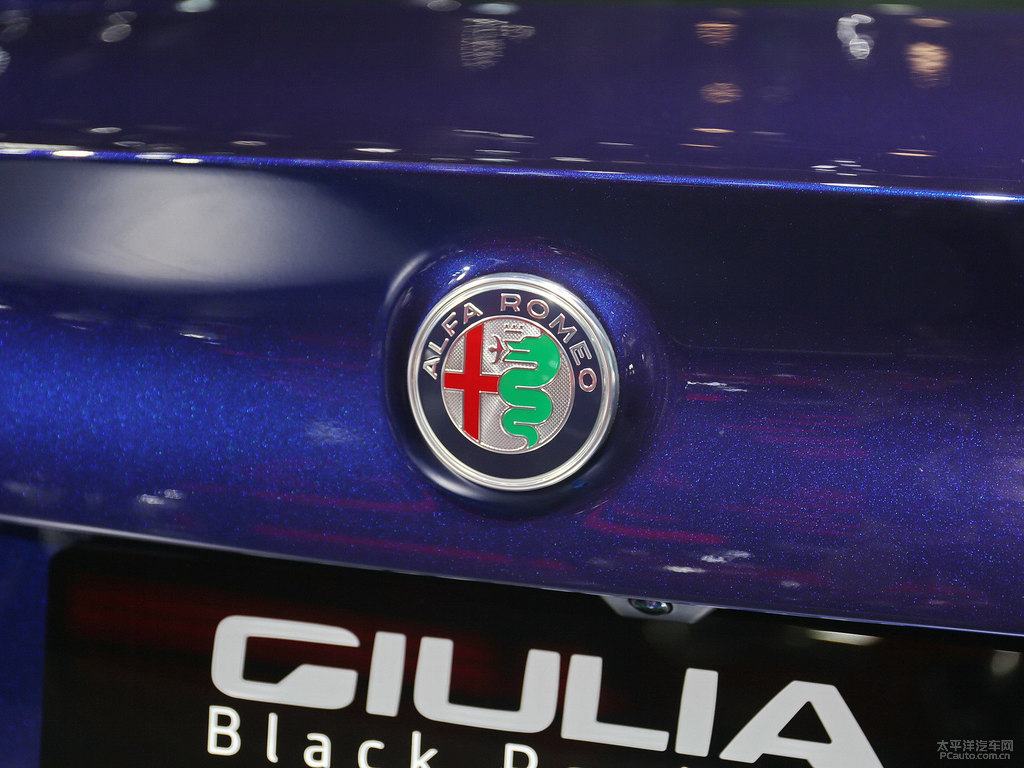 Giulia~DƬ