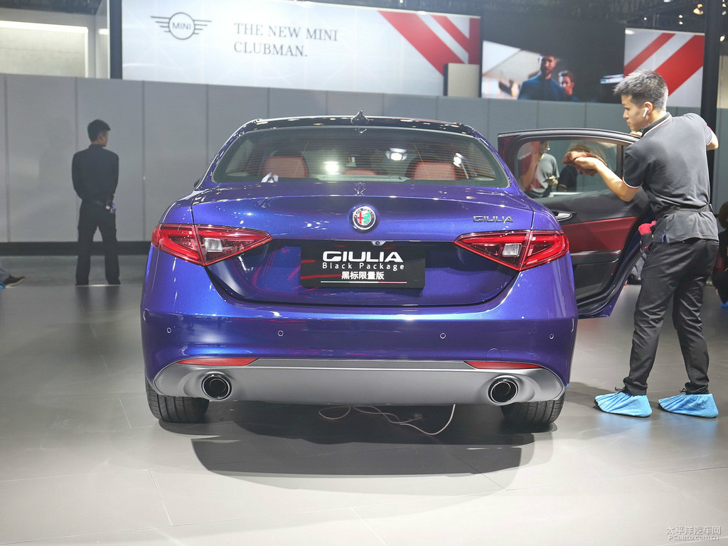 Giulia~DƬ