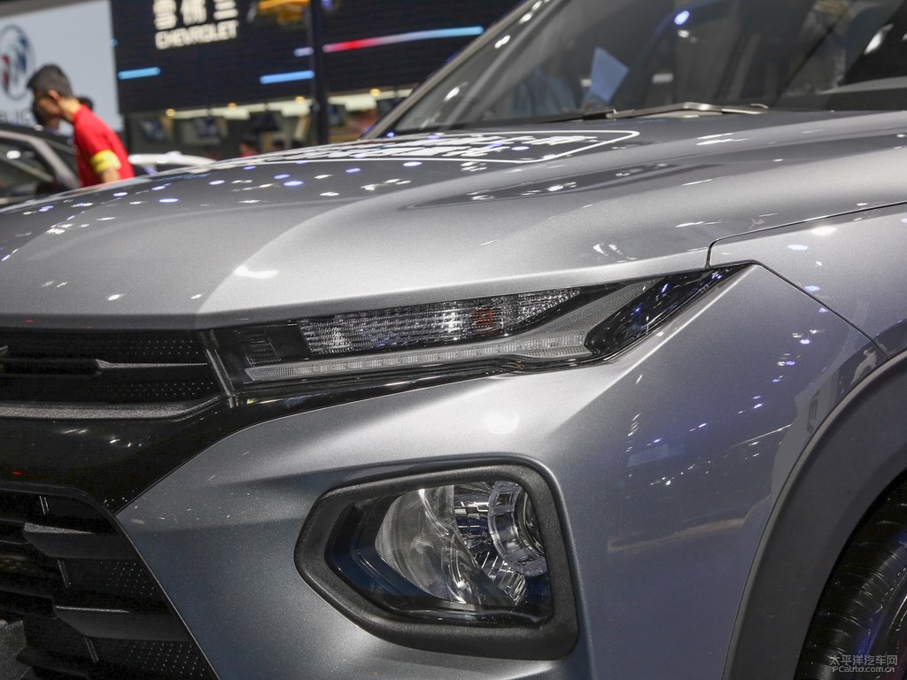 海崖灰創(chuàng)界車頭外觀圖片