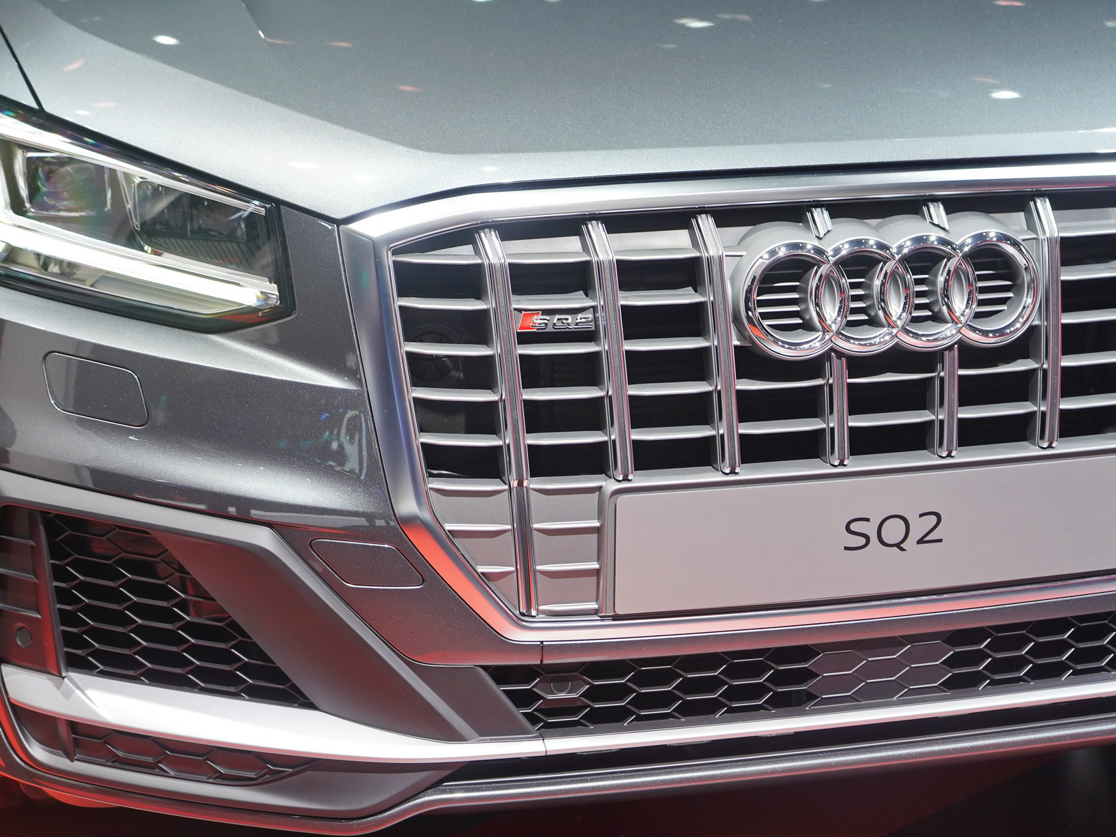 奧迪SQ2車展高清大圖