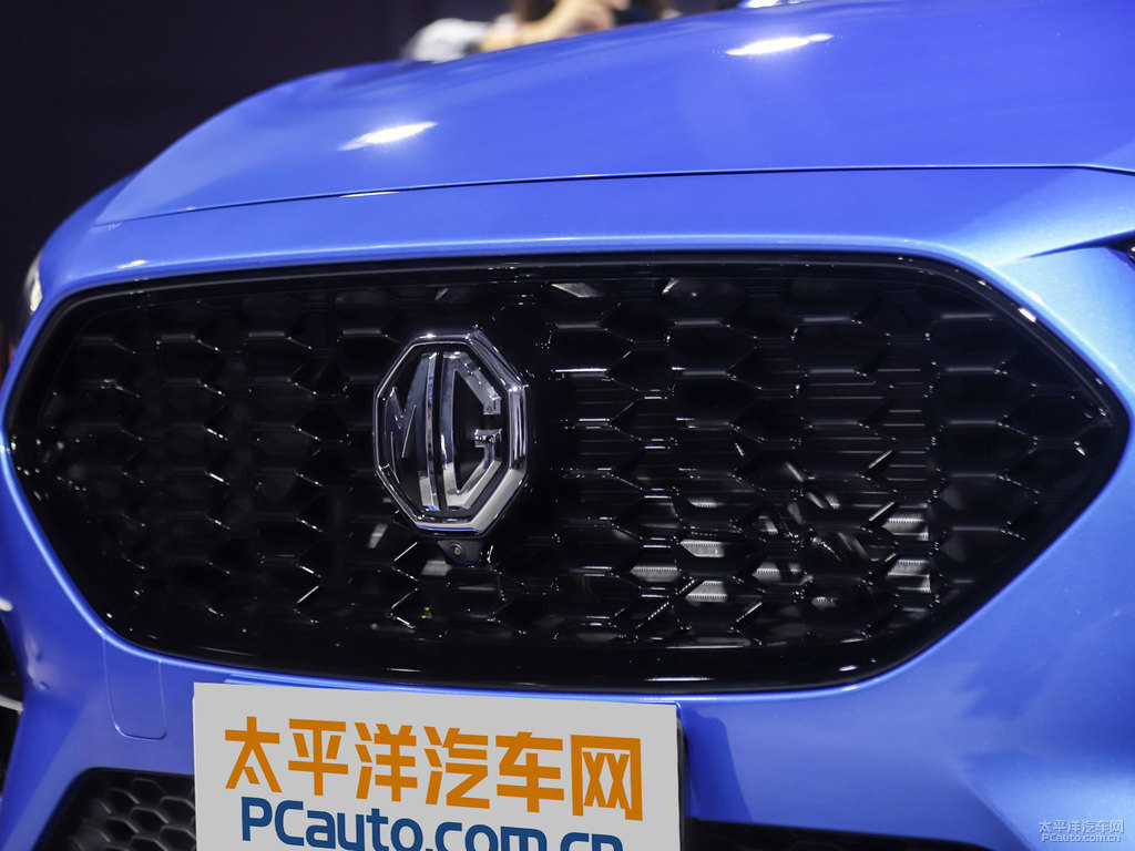 圣莫里茲藍(lán)名爵ZS車頭外觀圖片