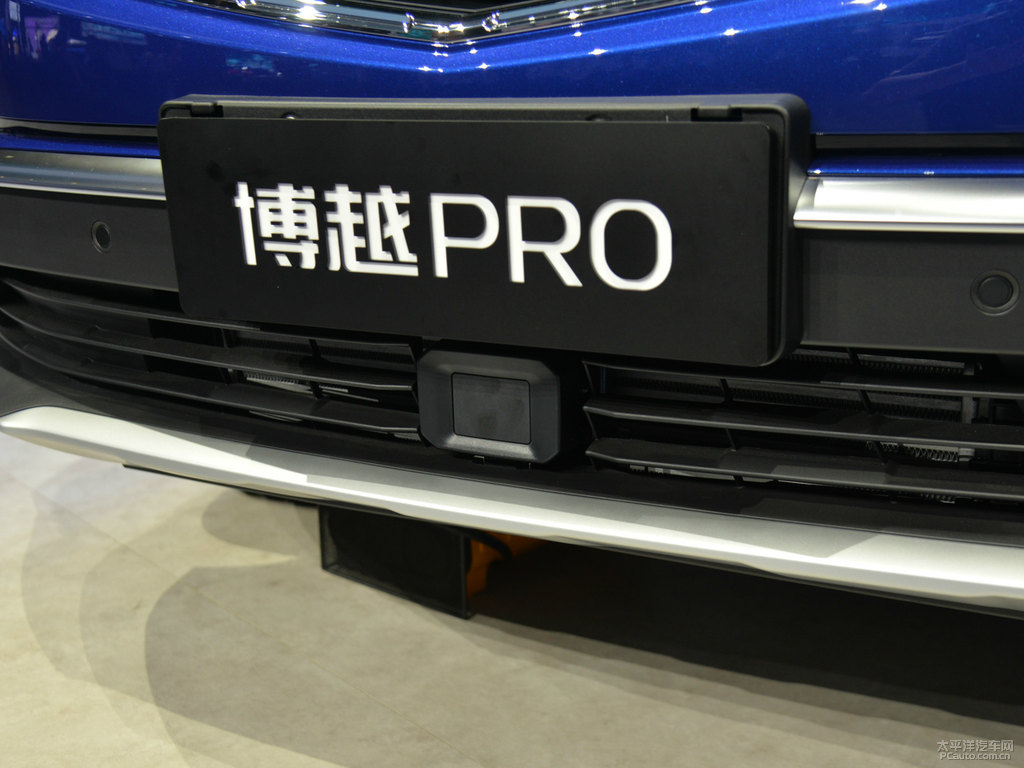 星夜藍(lán)博越車頭外觀圖片