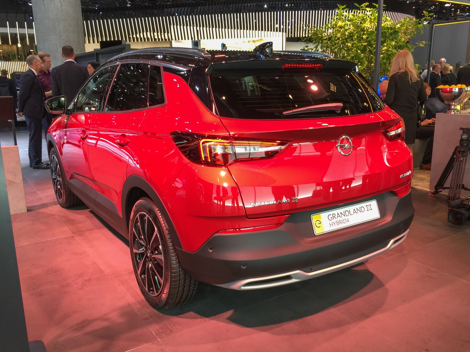 歐寶Grandland新能源車展高清大圖