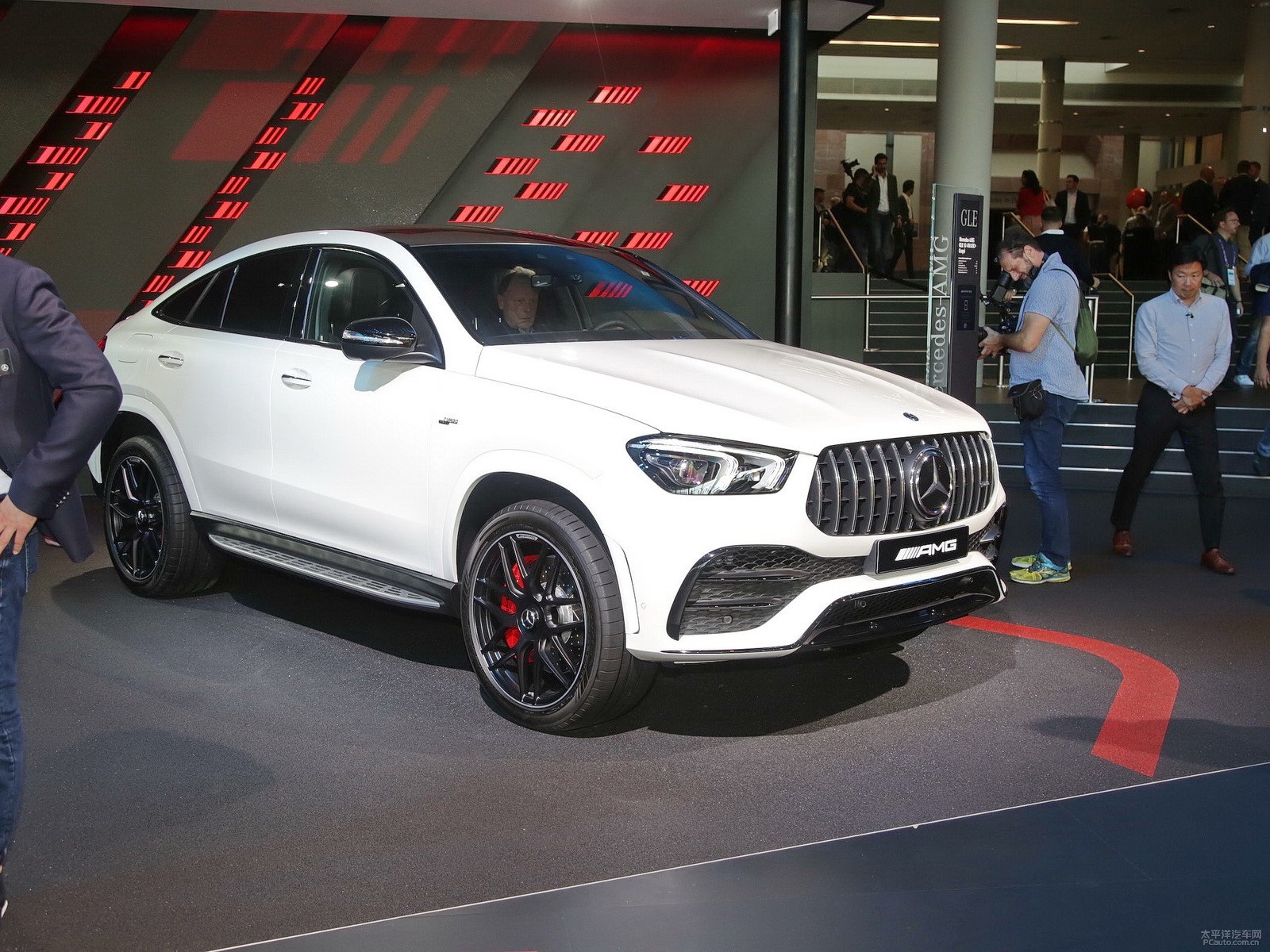 GLE 轎跑SUV AMG外觀高清大圖