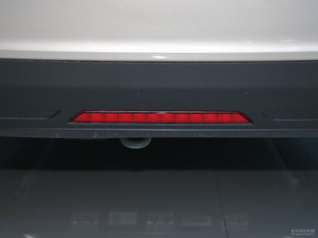 18℃金吉利幾何A車尾外觀圖片