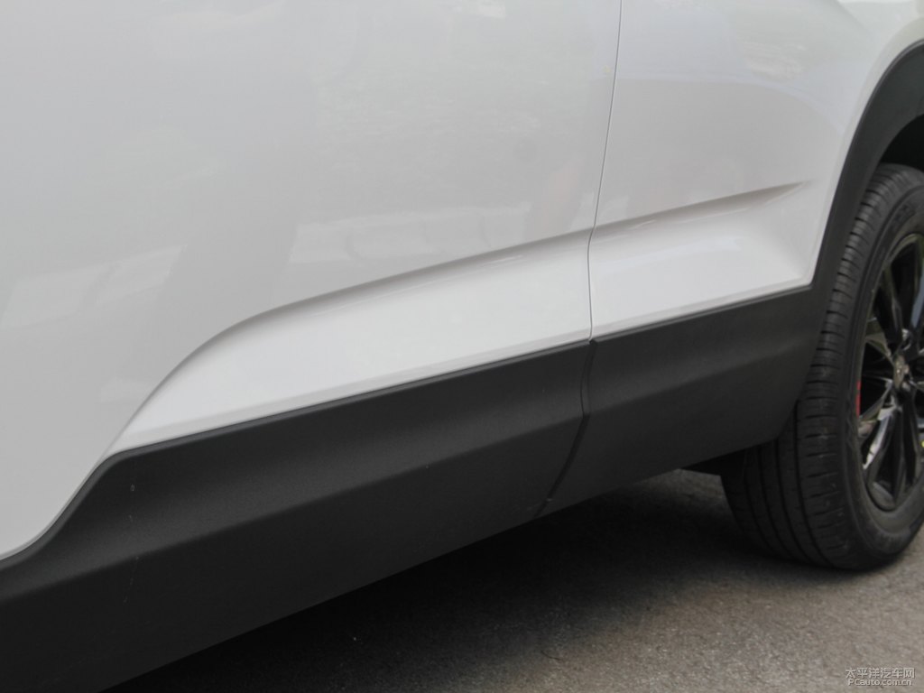 冰原白創(chuàng)界車(chē)身外觀圖片
