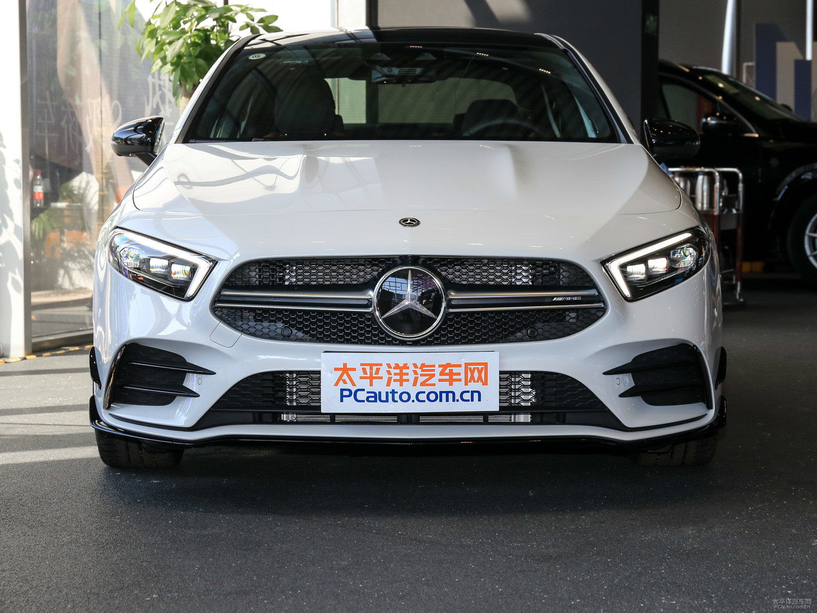 奔馳A級(jí)AMG外觀高清大圖