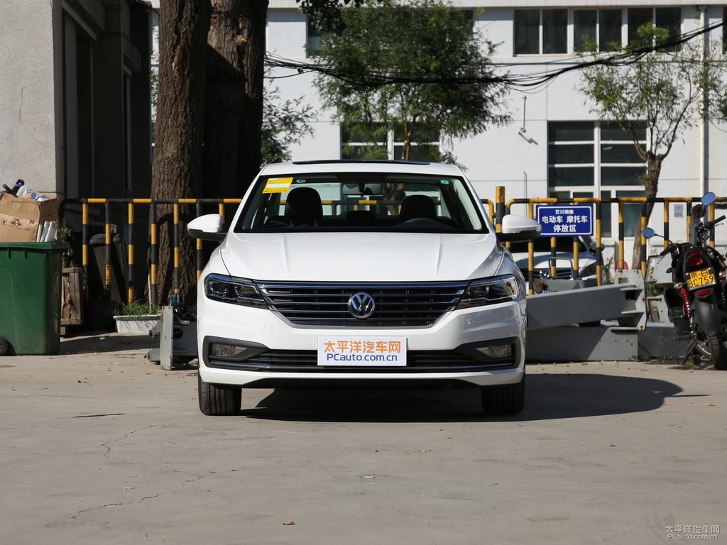 雅致白朗逸整車外觀外觀圖片