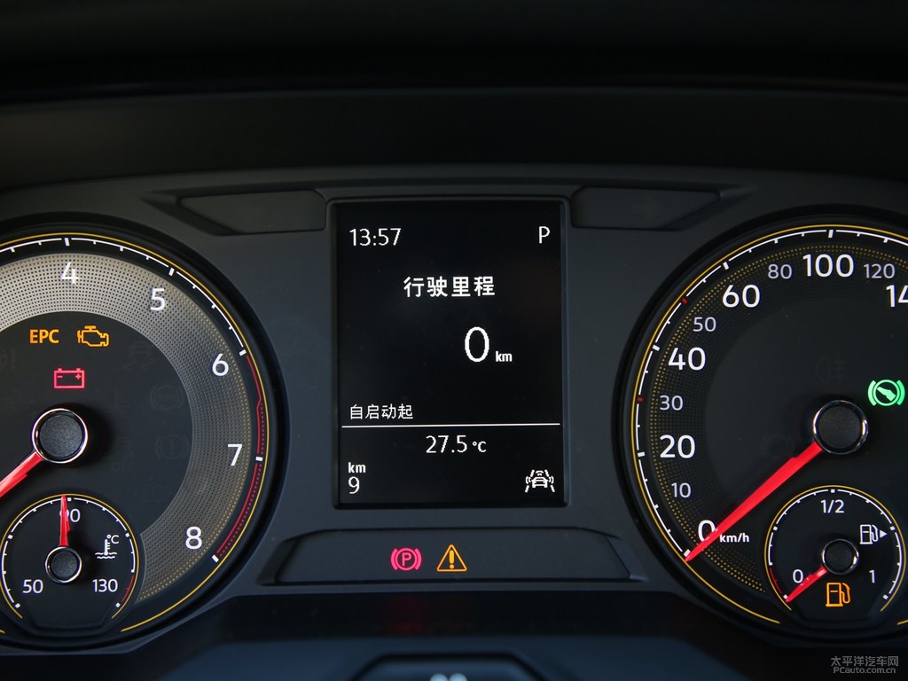 雅致白朗逸中控內(nèi)飾圖片