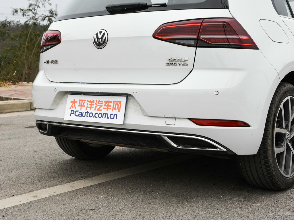 極地白高爾夫車尾外觀圖片