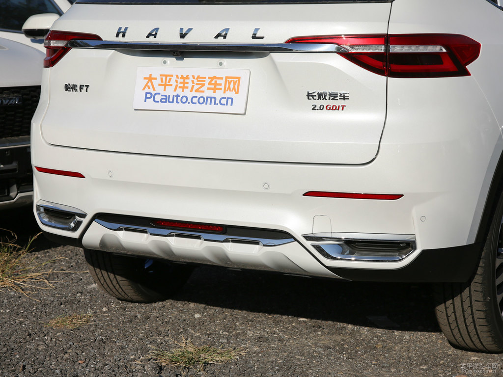 銀河白哈弗F7車(chē)尾外觀圖片