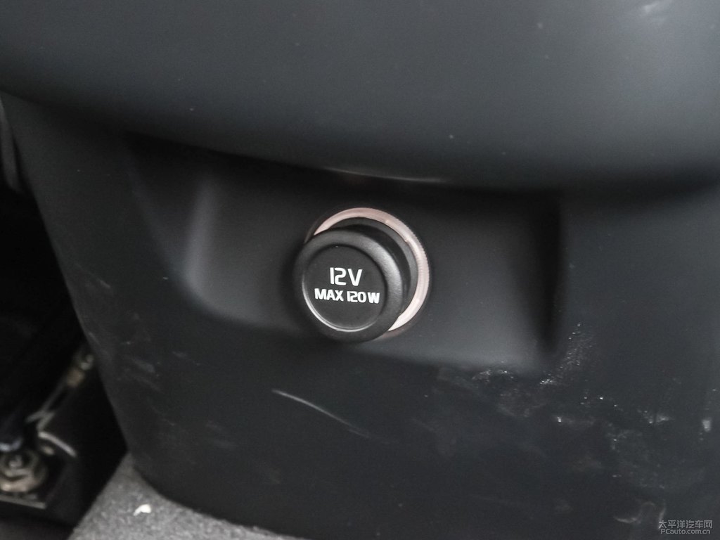 松林灰沃爾沃XC60座椅內(nèi)飾圖片