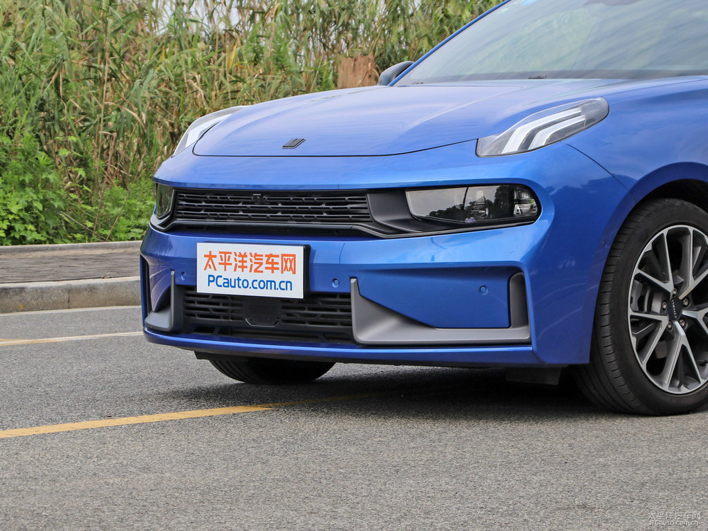 藍(lán)色領(lǐng)克03車頭外觀圖片