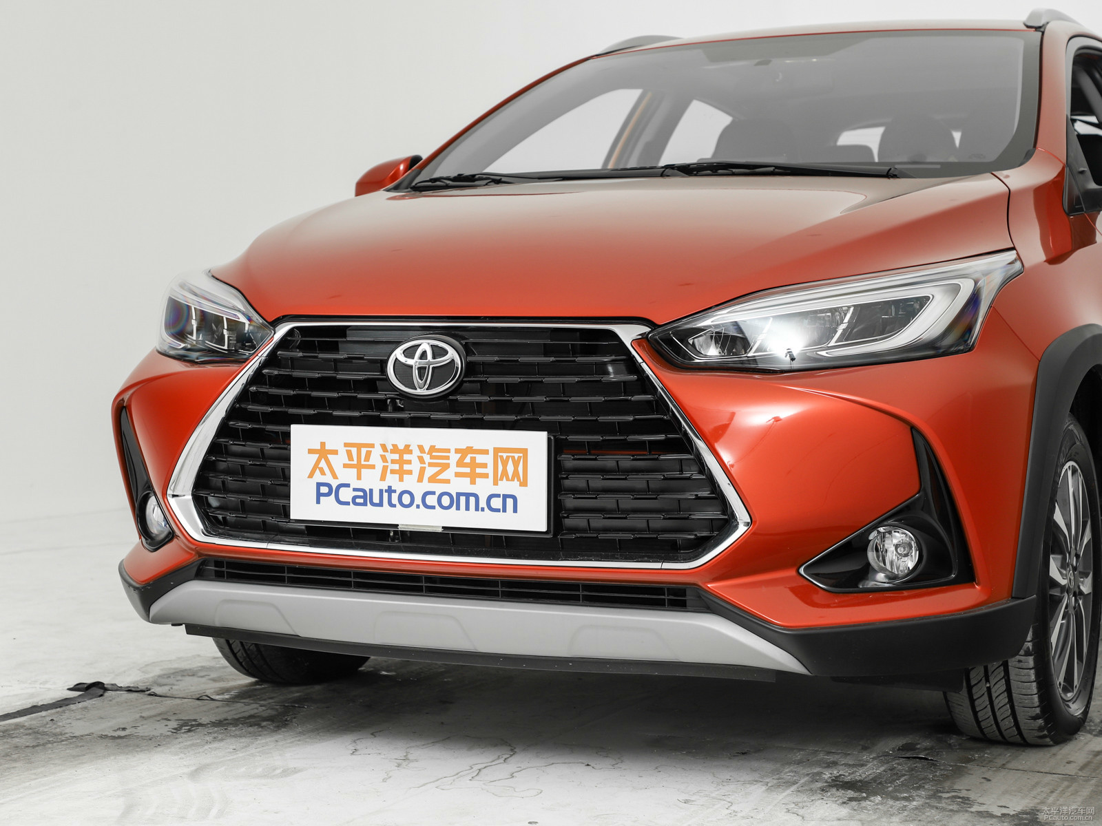 YARiS L 致炫X外觀高清大圖