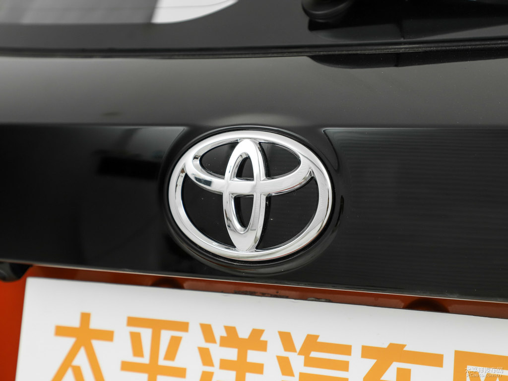 閃電橙YARiS L 致炫X車(chē)尾外觀(guān)圖片