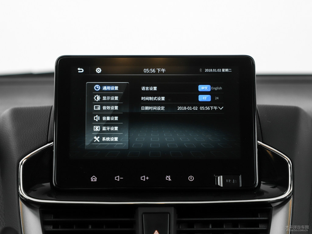 閃電橙YARiS L 致炫X中控內飾圖片