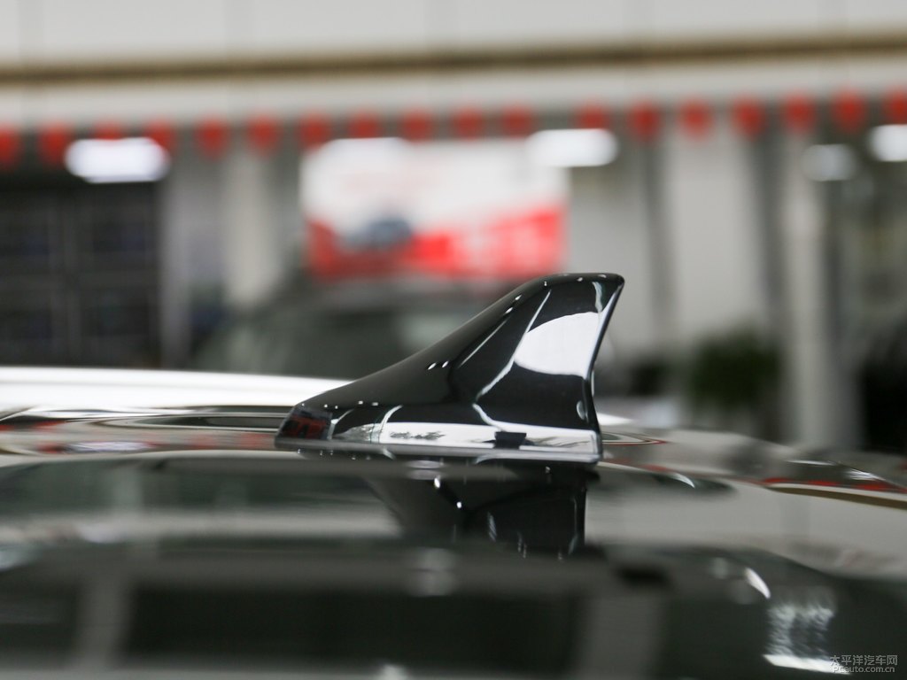 中國紅北京現(xiàn)代ix25車身外觀圖片