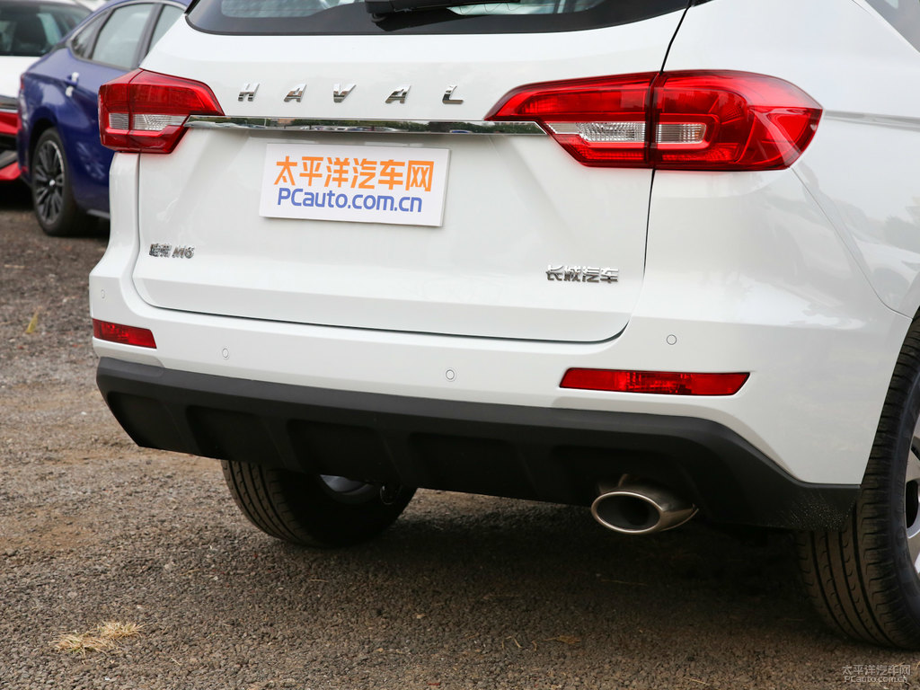 簡約白哈弗M6車尾外觀圖片