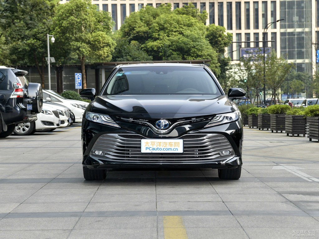 墨晶黑凱美瑞整車外觀外觀圖片
