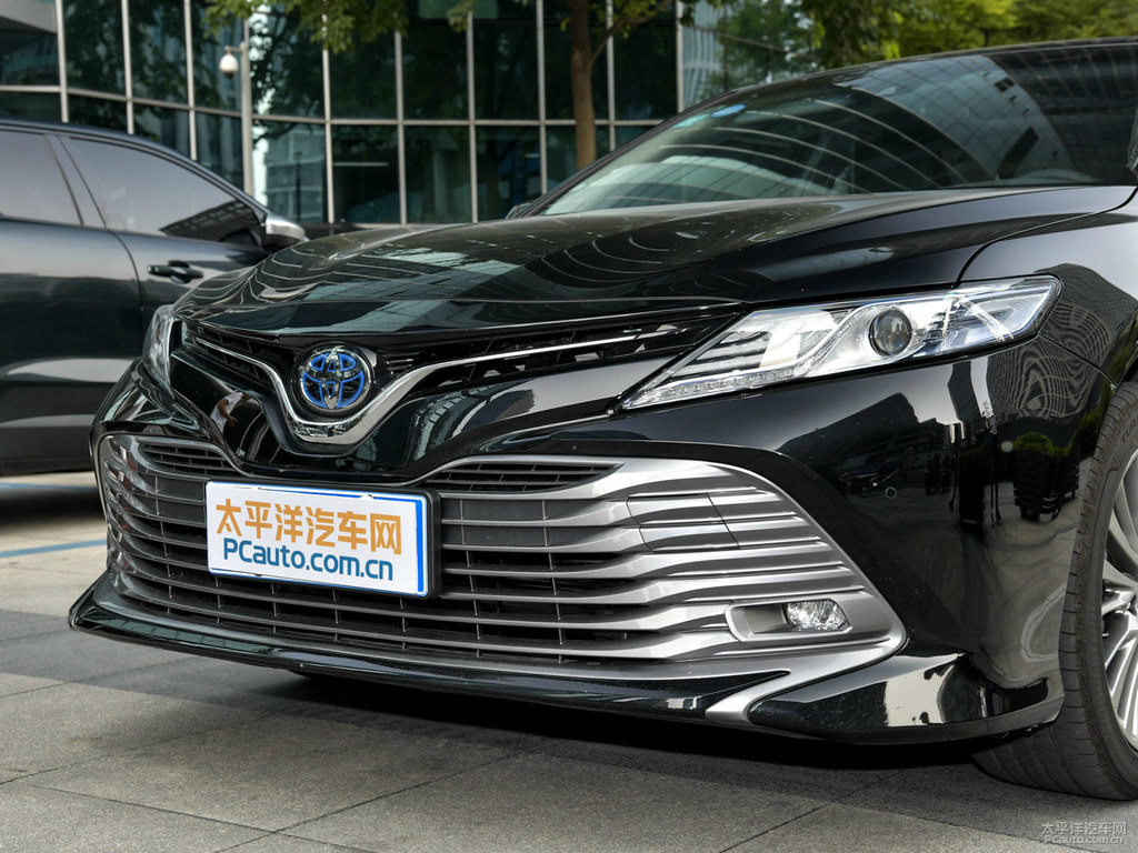墨晶黑凱美瑞車頭外觀圖片