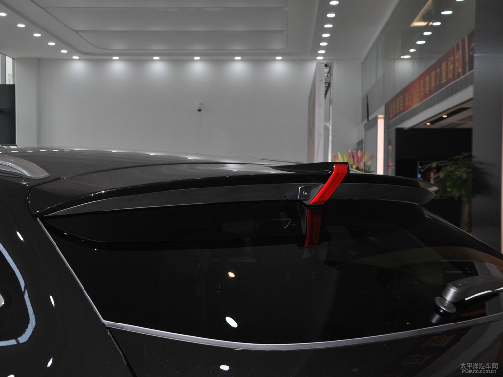 炫晶黑魏牌 VV5車尾外觀圖片