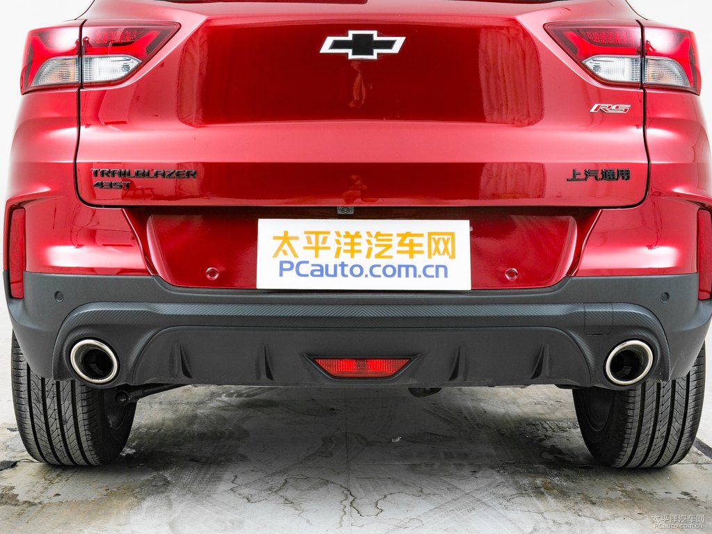 火山紅+黑頂創(chuàng)界車尾外觀圖片