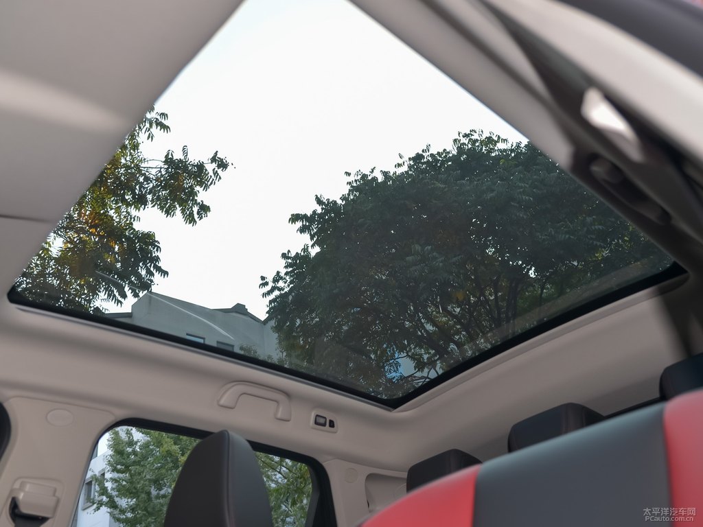 馬爾斯紅魏牌 VV5車廂內(nèi)飾圖片