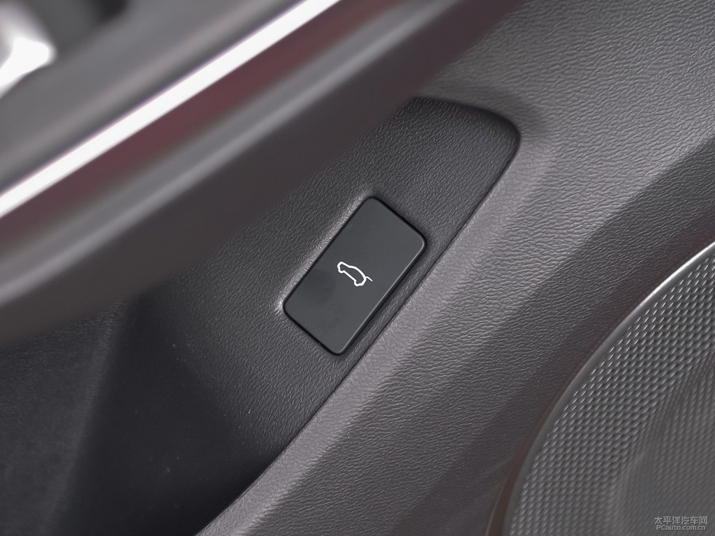 馬爾斯紅魏牌 VV5車廂內飾圖片