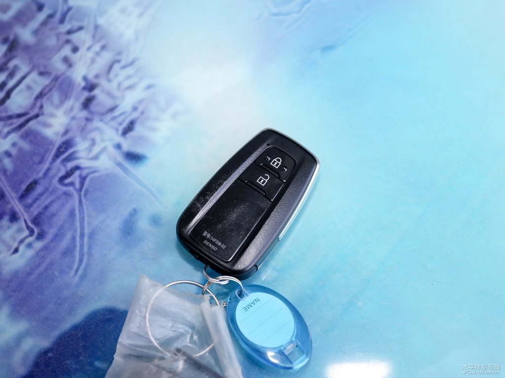 鈦晶灰RAV4榮放細(xì)節(jié)其它細(xì)節(jié)圖片