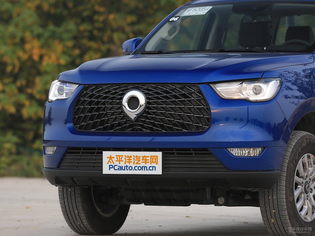 施華洛藍(lán)炮車頭外觀圖片