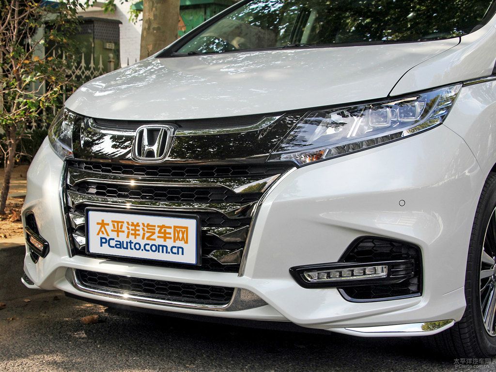 星月白奧德賽車頭外觀圖片