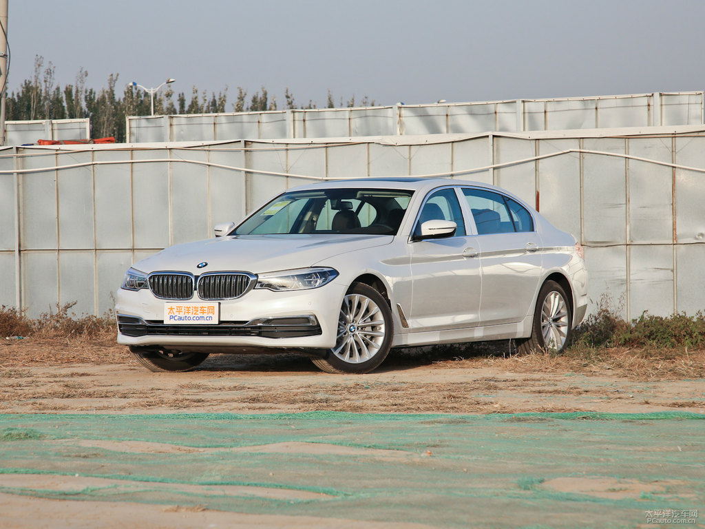 礦石白寶馬5系整車外觀外觀圖片