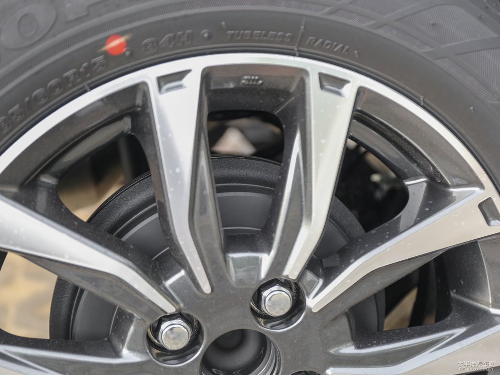 天際白YARiS L 致炫X細節(jié)其它細節(jié)圖片