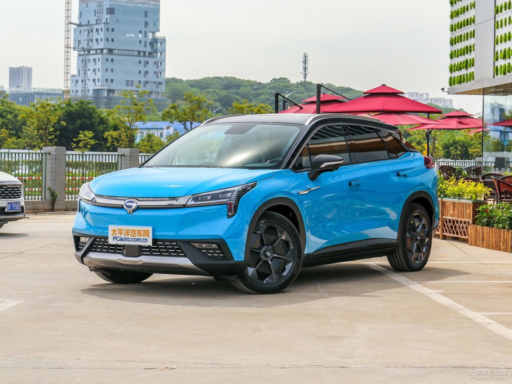 蒂芙尼藍AION LX整車外觀外觀圖片