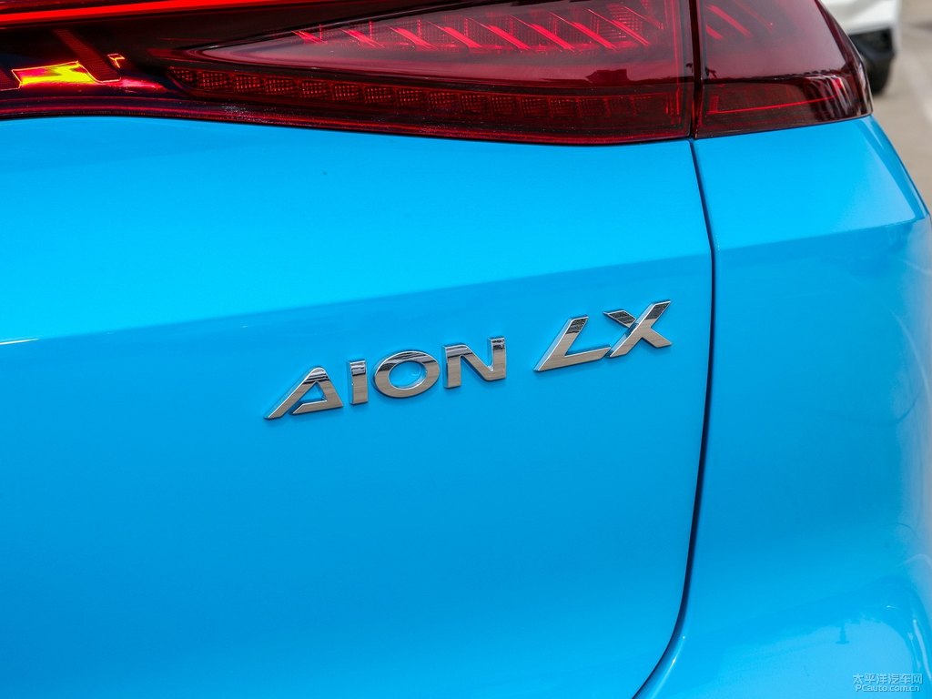 蒂芙尼藍(lán)AION LX車尾外觀圖片