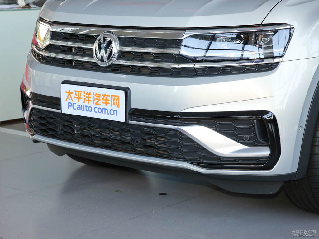 冰島銀途昂X車(chē)頭外觀圖片