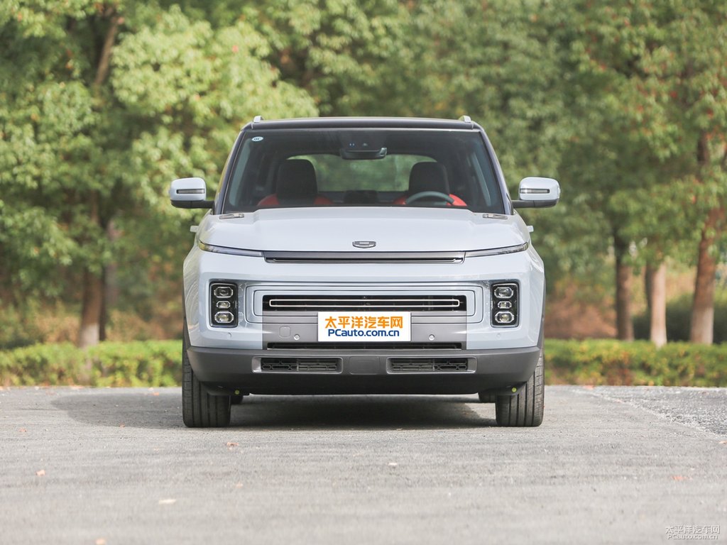 ICON80°灰吉利ICON整車外觀外觀圖片